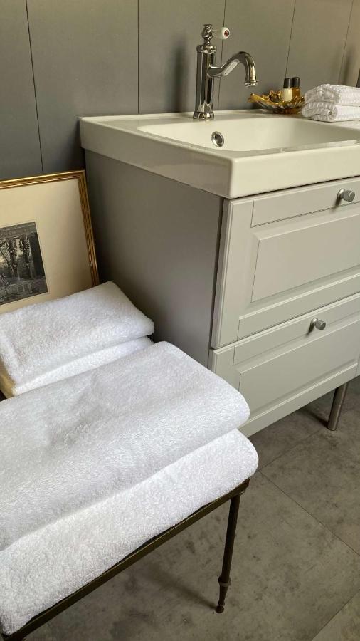 L'Appartement By Merveilles De Marie Lons-le-Saunier Esterno foto