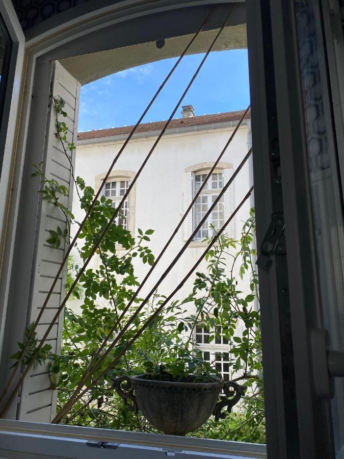 L'Appartement By Merveilles De Marie Lons-le-Saunier Esterno foto